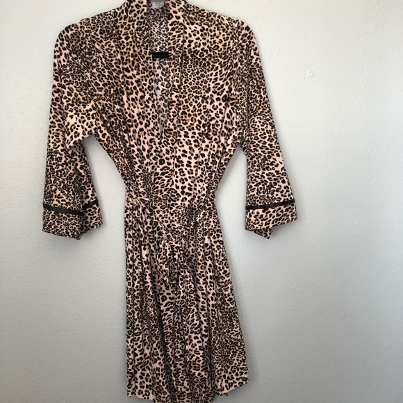 Soft Thin Robe - Picture 5 of 5